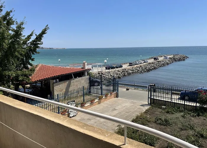 Хотел Panorama 3*