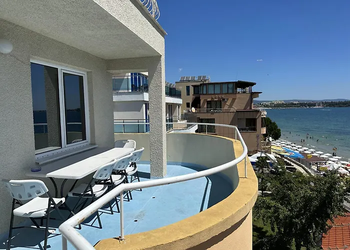 Panorama Хотел Равда