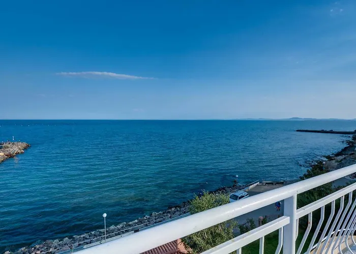 Хотел Panorama 3*